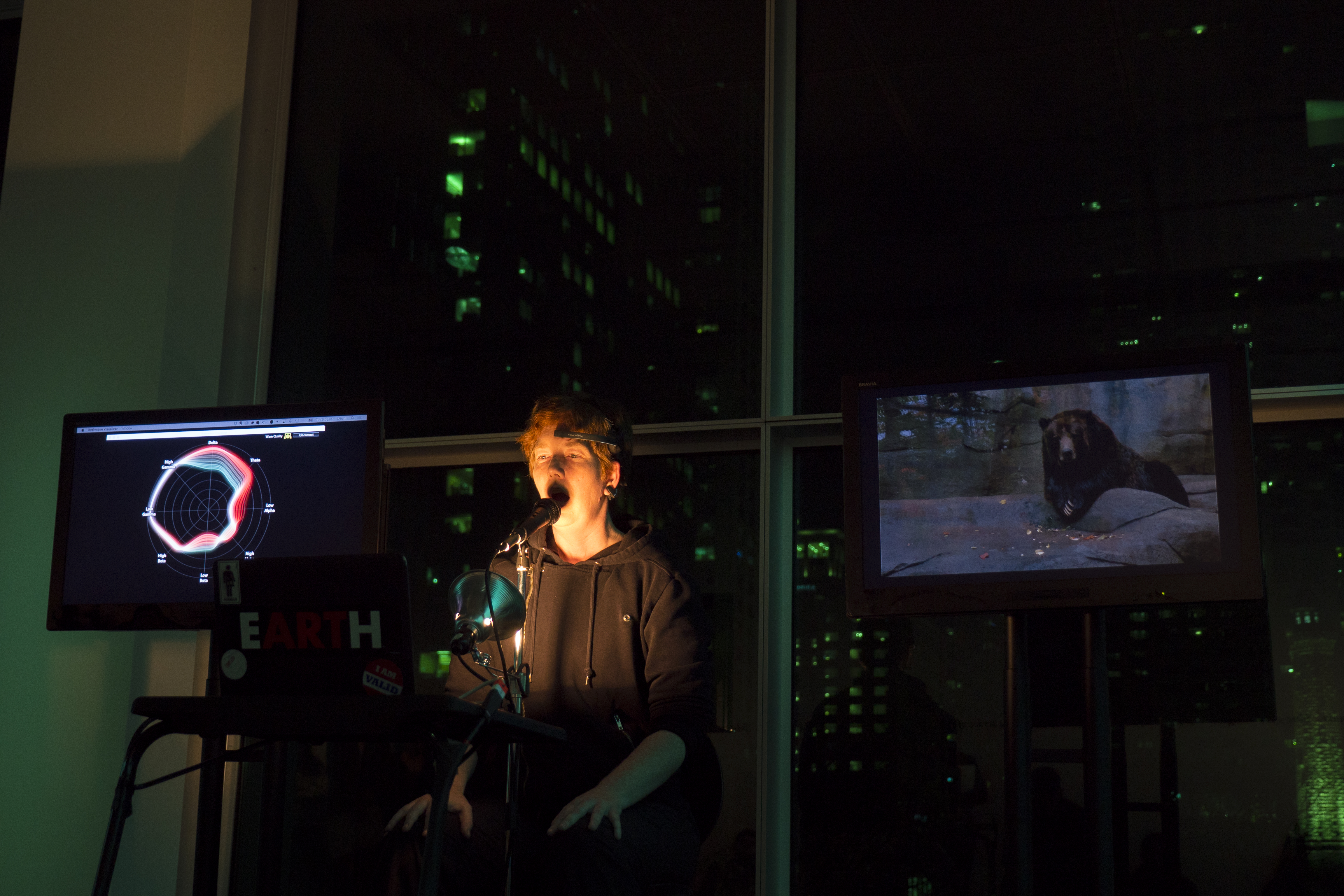 aper_ture- admitting the light+012